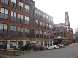160 Fremont St, Unit 229 in Worcester, MA - Building Photo