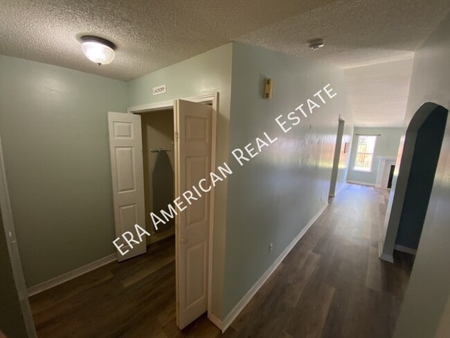 192 Wright Cir in Niceville, FL - Building Photo - Building Photo