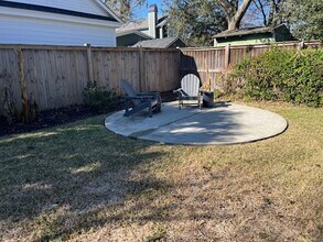 1473 Indian St in Mount Pleasant, SC - Foto de edificio - Building Photo