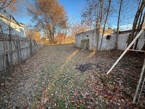 924 N Edmond St in Springfield, IL - Foto de edificio - Building Photo