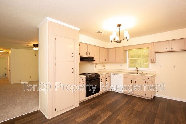 3795 Meadowlark Dr in Columbus, GA - Building Photo - Building Photo
