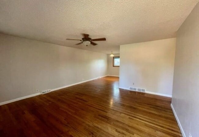 3169 W Grand Ave in Englewood, CO - Building Photo - Building Photo
