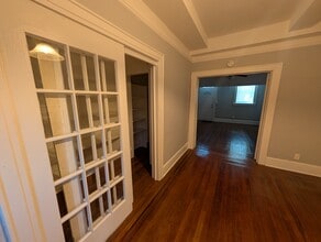 Westfield Arms in Westfield, NJ - Building Photo - Building Photo