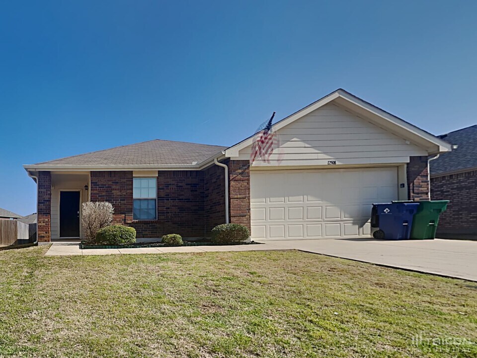 12508 Nicholas Place in Rhome, TX - Building Photo
