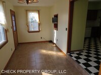 5800 S Main St photo'