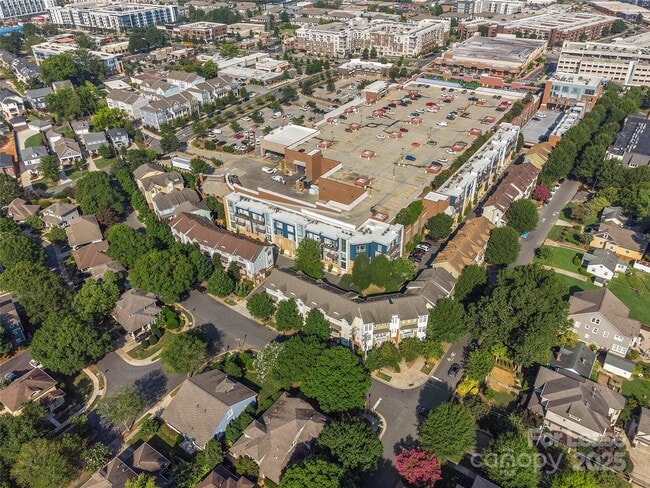 property at 2228 Lyndhurst Ave