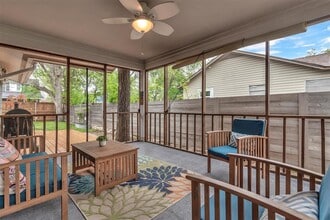 1701 Davis St in Taylor, TX - Building Photo - Building Photo