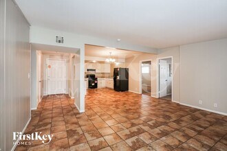 4747 Everman Dr in Las Vegas, NV - Building Photo - Building Photo