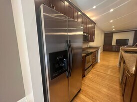 21 Enon Wy in Pittsburgh, PA - Building Photo