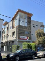 1188 W 37th Dr, Unit 6