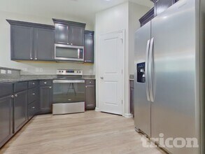 14 Glenwood Springs Ct, Unit 4021 in Columbia, SC - Building Photo - Building Photo