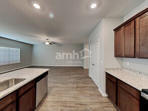 621 Gleaner Wy in Locust Grove, GA - Building Photo - Building Photo