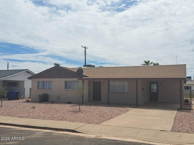 property at 1711 W Auburn St