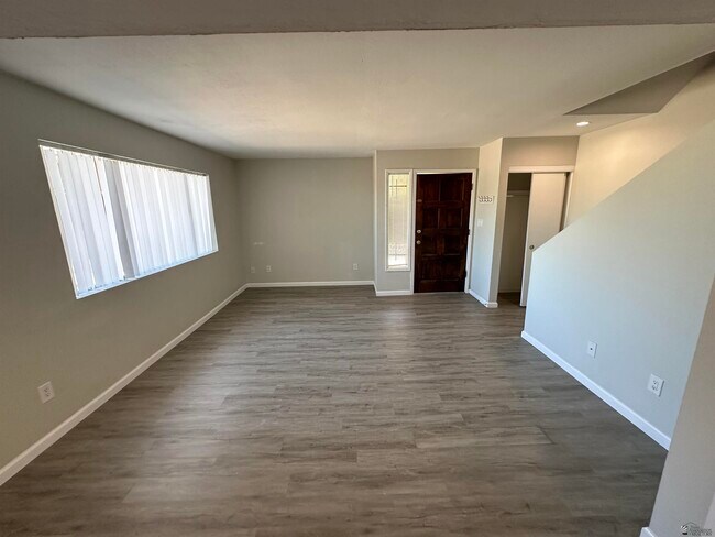 property at 833 S Avenue A