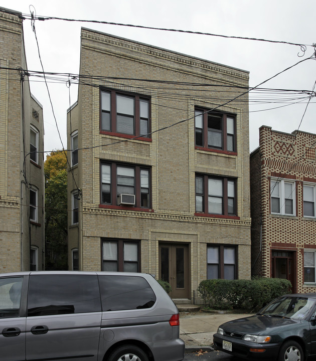 30 Corbin Ave in Jersey City, NJ - Building Photo