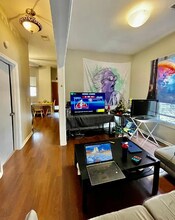3848 W Roscoe St in Chicago, IL - Building Photo - Building Photo