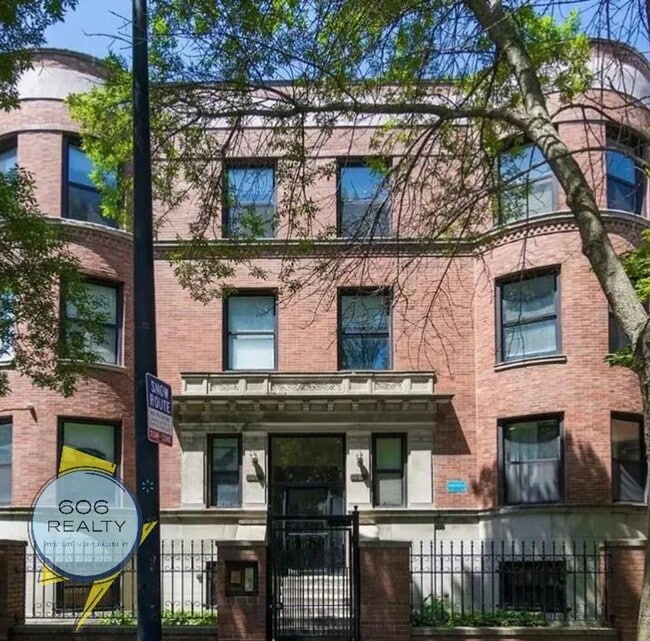 property at 364 E 59th St