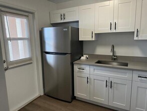 4730 NW 10th Ct in Plantation, FL - Building Photo - Building Photo