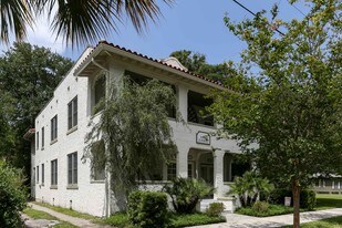 Powell Apartments in Jacksonville, FL - Building Photo