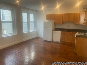 110 Brainerd Rd in Boston, MA - Building Photo - Building Photo