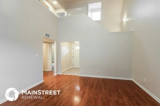 8007 Apple Valley Dr in Louisville, KY - Building Photo - Building Photo