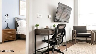 302 13th St S, Unit 318 in Birmingham, AL - Foto de edificio - Building Photo