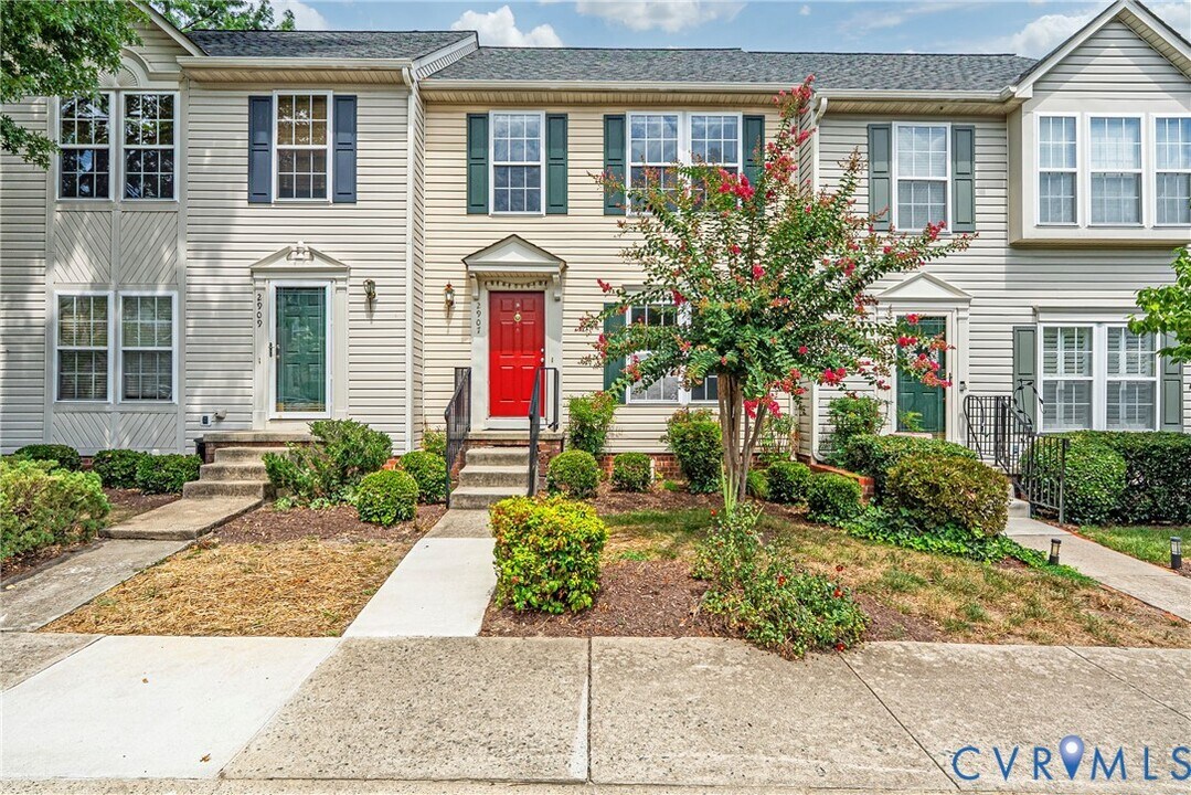 2907 Thistlebrook Ln in Richmond, VA - Building Photo