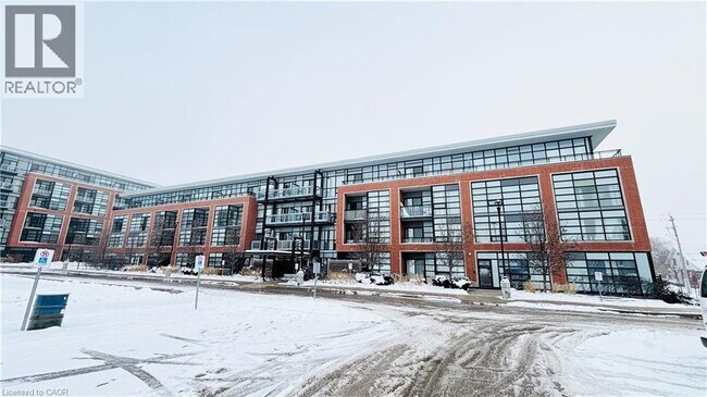 155 St Leger St in Kitchener, ON - Building Photo - Building Photo