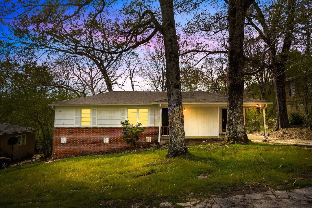 1360 5th Pl NW in Center Point, AL - Building Photo