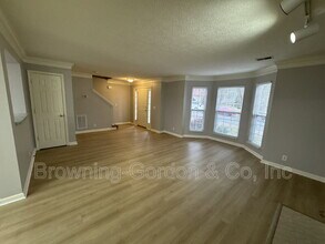 2757 Welshcrest Dr in Nashville, TN - Building Photo - Building Photo