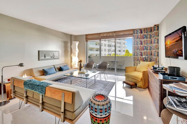 5 Island Ave in Miami Beach, FL - Building Photo - Building Photo
