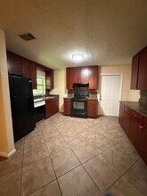 2644 SW 31st Pl-Unit -A in Gainesville, FL - Building Photo - Building Photo