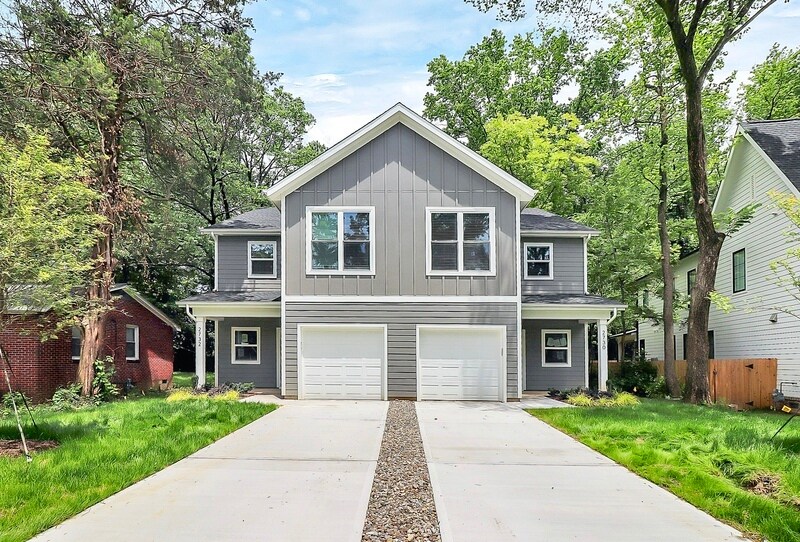 2730 Catalina Ave in Charlotte, NC - Building Photo
