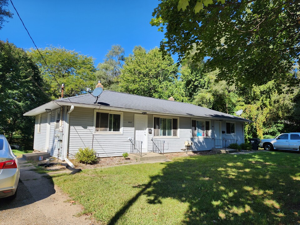 2927 Michael Ave in Kalamazoo, MI - Building Photo