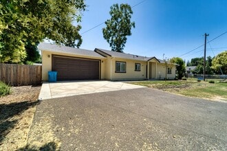 1120 Holly Ave in Linda, CA - Building Photo - Building Photo