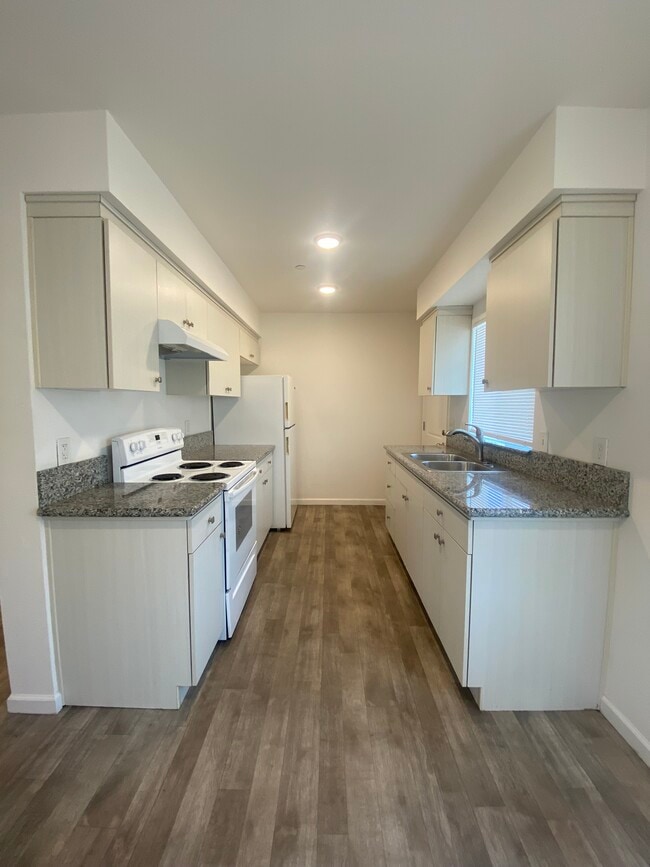 property at 3357 E Terrace Ave