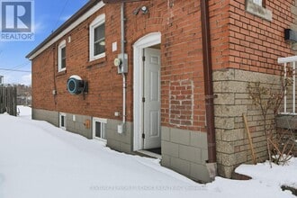 30 Ordway Rd in Toronto, ON - Building Photo - Building Photo