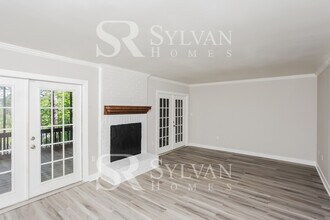 337 Pine Cliff Ct in Columbia, SC - Building Photo - Building Photo