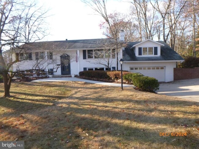 property at 4128 Doveville Ln