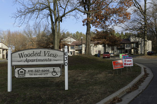 Wooded View Apartments