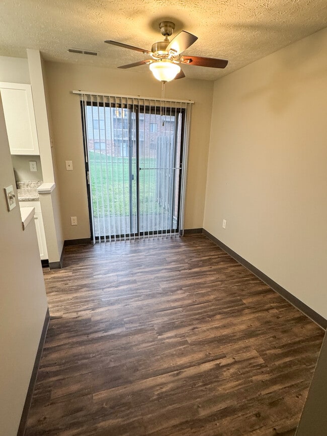 North River Place Apartments in Chillicothe, OH - Foto de edificio - Building Photo
