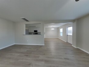 10103 Dawson Hill Lane in Houston, TX - Building Photo - Building Photo
