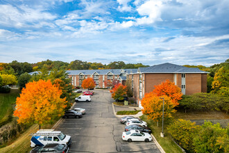 Palomino East in Apple Valley, MN - Foto de edificio - Building Photo