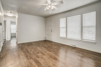 6327 Rowland Ave in Kansas City, KS - Building Photo - Building Photo