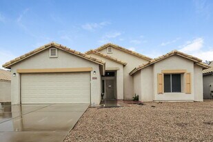 10870 W Royal Palm Rd in Peoria, AZ - Building Photo