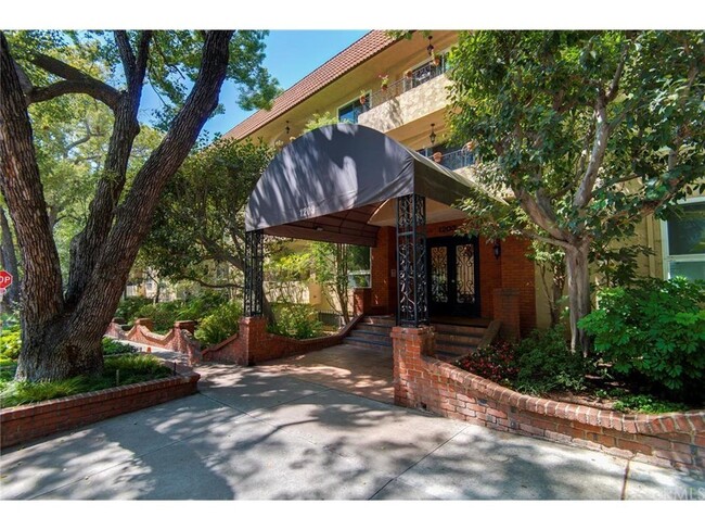 property at 1203 N Sweetzer Ave