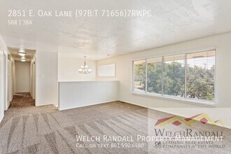 2851 E Oak Ln in Layton, UT - Building Photo - Building Photo