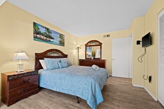 458 Cerromar Rd in Venice, FL - Building Photo - Building Photo