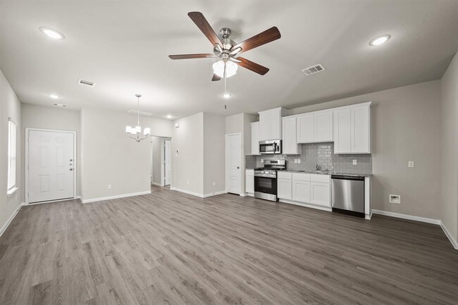 15013 Almeece St in Houston, TX - Building Photo - Building Photo