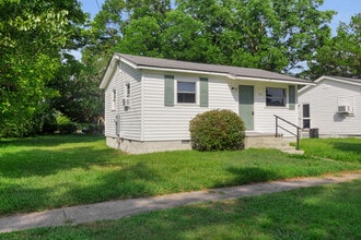 304 B St in Bridgeton, NC - Building Photo - Building Photo